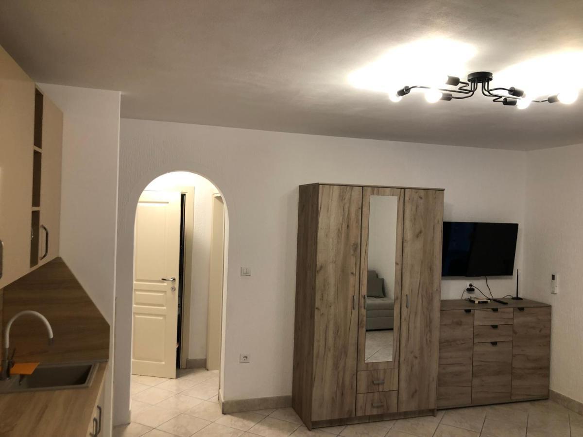 Apartmani Lime Petrovac na moru Exterior foto