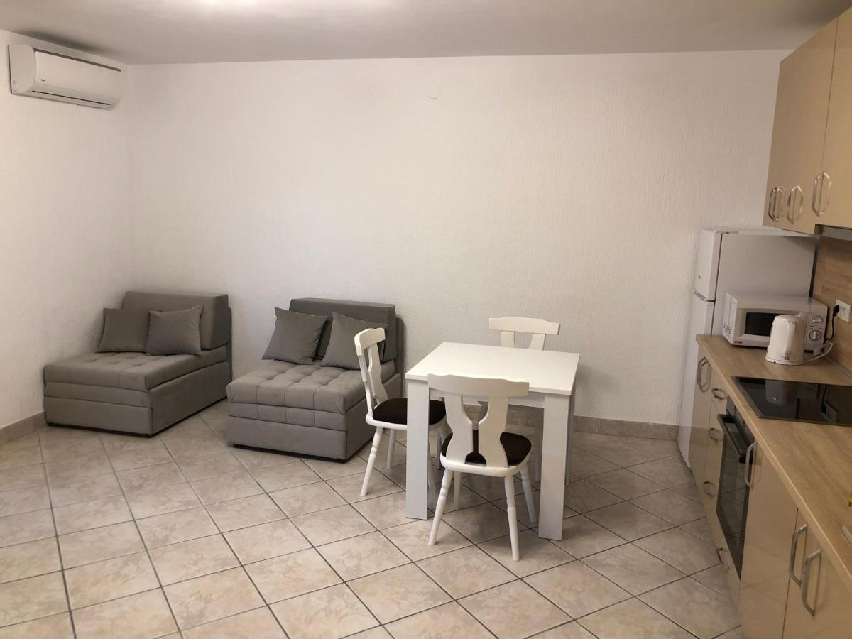 Apartmani Lime Petrovac na moru Exterior foto
