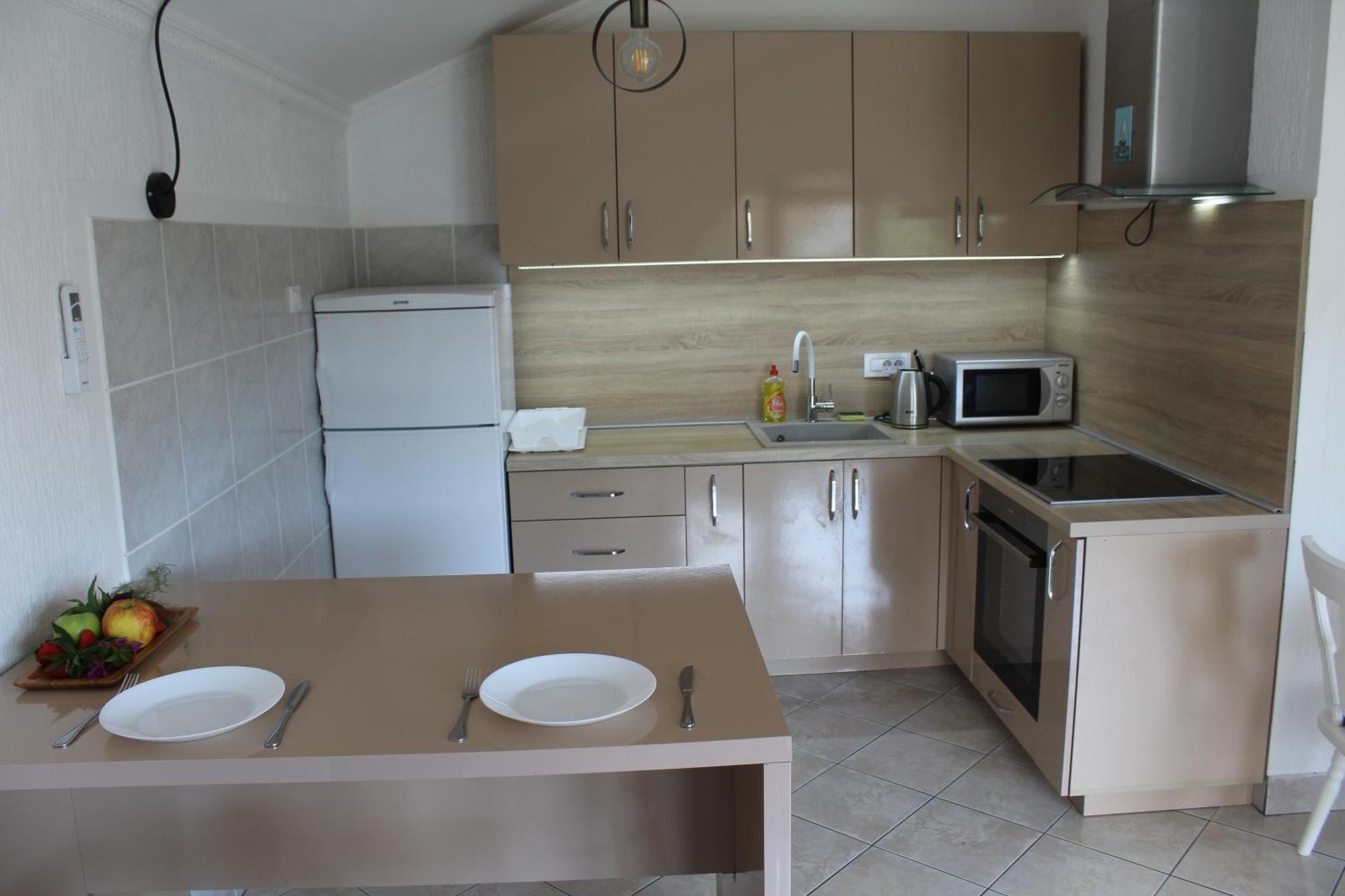 Apartmani Lime Petrovac na moru Exterior foto